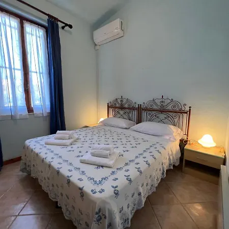 Holiday home Domu De Claudio